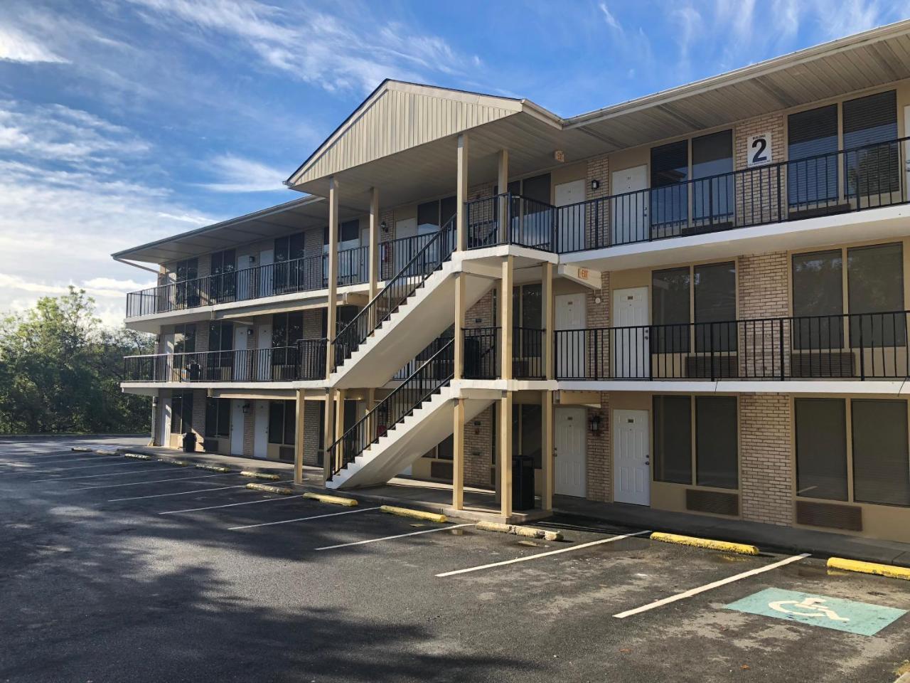 Apm Inn And Suites 윈체스터 외부 사진