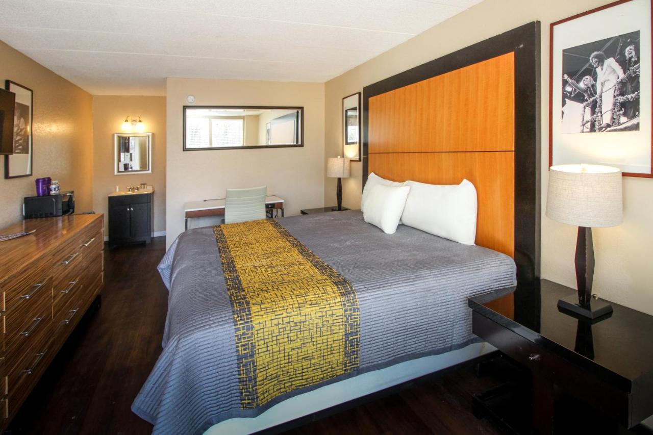 Apm Inn And Suites 윈체스터 외부 사진